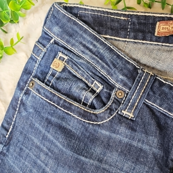 Big Star boot cut fridge bottom jeans. Size 27 - Picture 4 of 11